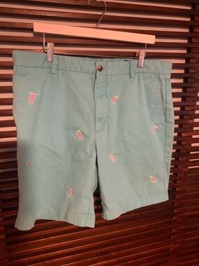 🎉NEW LISTING!🎉Vineyard Vines Men's Aqua Embroidered Cocktail Chino Shorts
